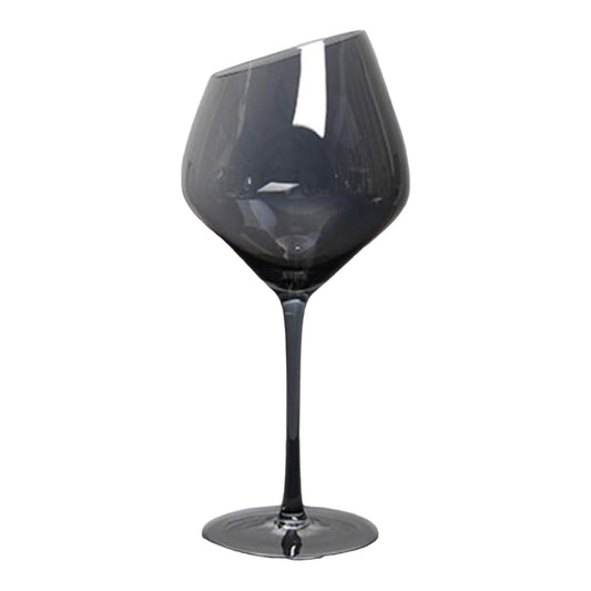 pahare negre cu picior pentru vin
